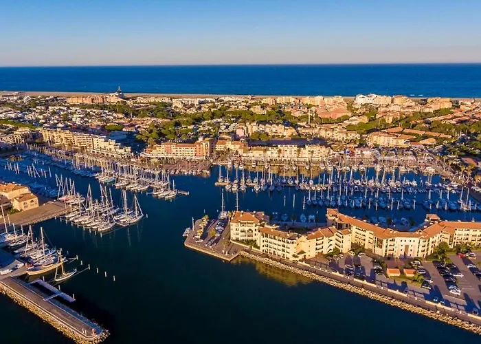 Les Arenes - Port - - Terrasse - Proche Commerces - Confort *